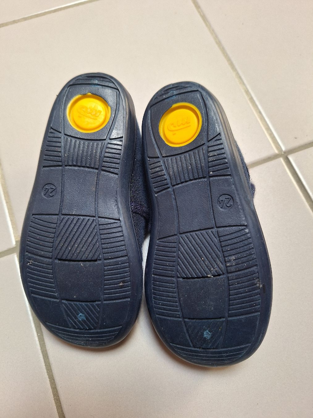 Scarpe per ragazze: Finken Grösse 24 – Usato da Sissach venduto da Nothing123 1
