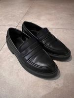 Schwarze Loafer, neuwertig, Grösse 38