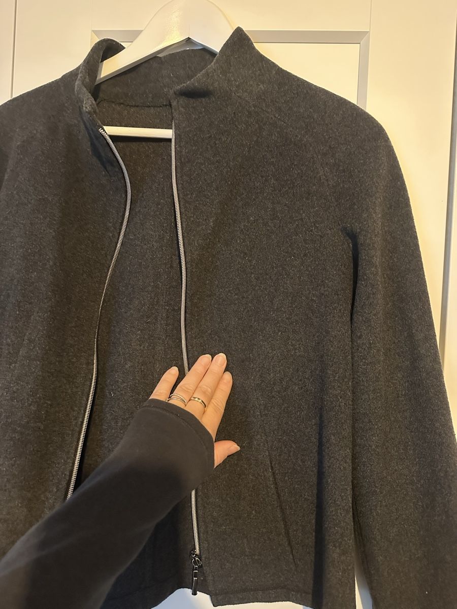 Jacken: Strickjacke Grau Wolle Gr. M – Gebraucht aus Zürich von millaiana 1
