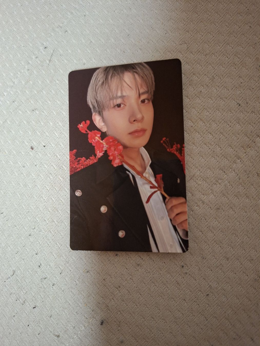 Carte collezionabili: heeseung dark blood album pc  – Usato da Alikon venduto da e_w_lt5y