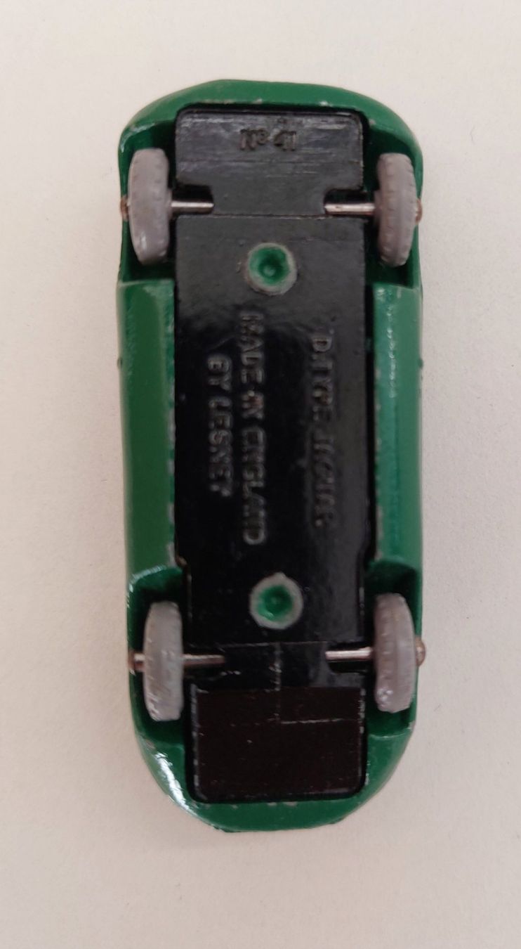 Matchbox Modellini d'auto: Matchbox Lesney Nr. 41 B  Jaguar Type D – Usato da Schenkon venduto da Elbarto007 5