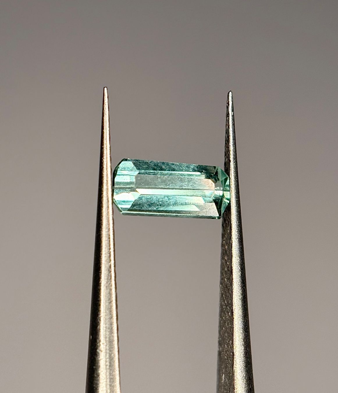 Pietre preziose: Ab 1 Fr. - 0.59 ct Turmalin Edelstein aus Afghanistan – Nuovo (secondo la descrizione) da Mauren venduto da LieGems