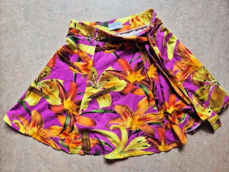 ROCK JUPE DAZZLE ME DÄNEMARK S 36 FLORAL,  TOP ZU BLUSE TUNI