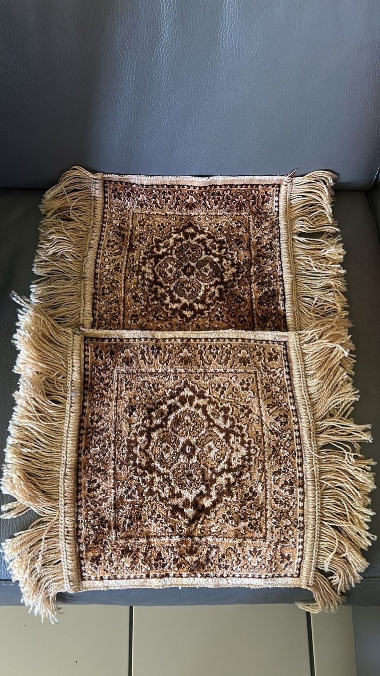 Tappeti: 2 tappetini 30x40 cm – Usato da Melano venduto da H-Sara