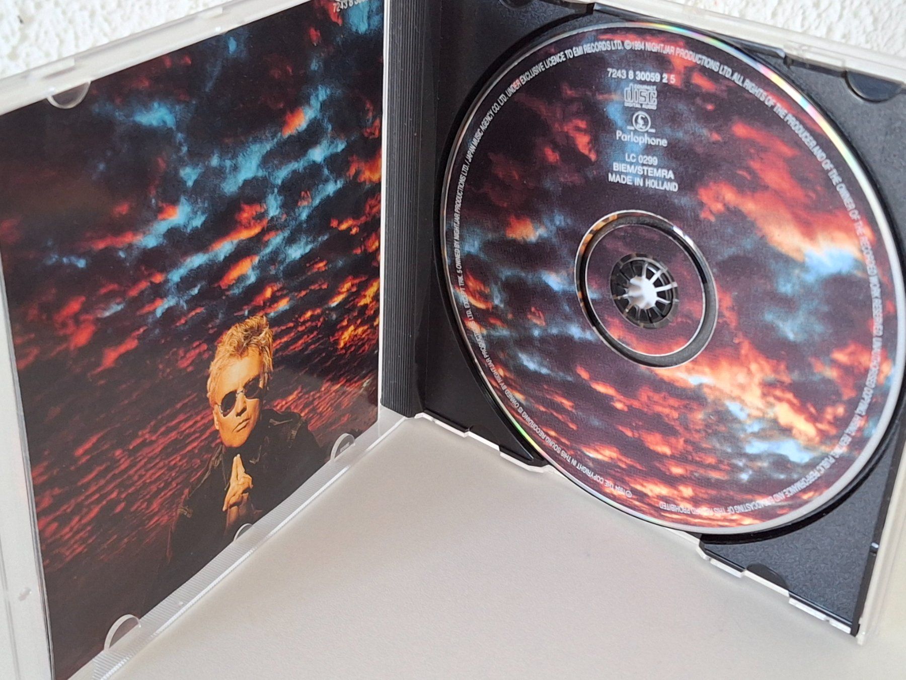 CDs: CD Roger Taylor ( Queen ) - Happiness? – Gebraucht aus Aarberg von Jackup1 2