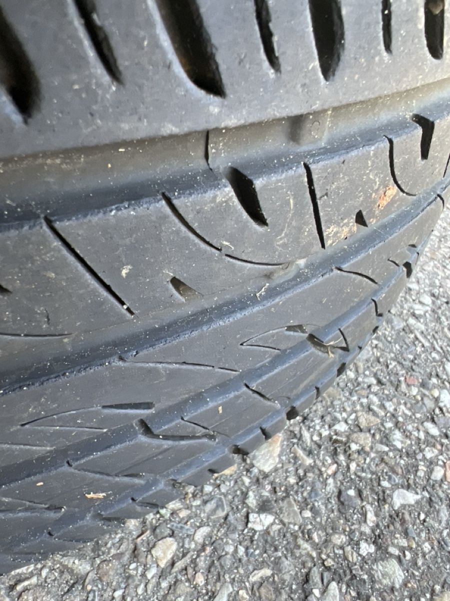 Pneus & Kompletträder: Sommerräder, 215/50 R17, 6mm – Gebraucht aus Wiler b.Utzenstorf von bar_8hpq 5