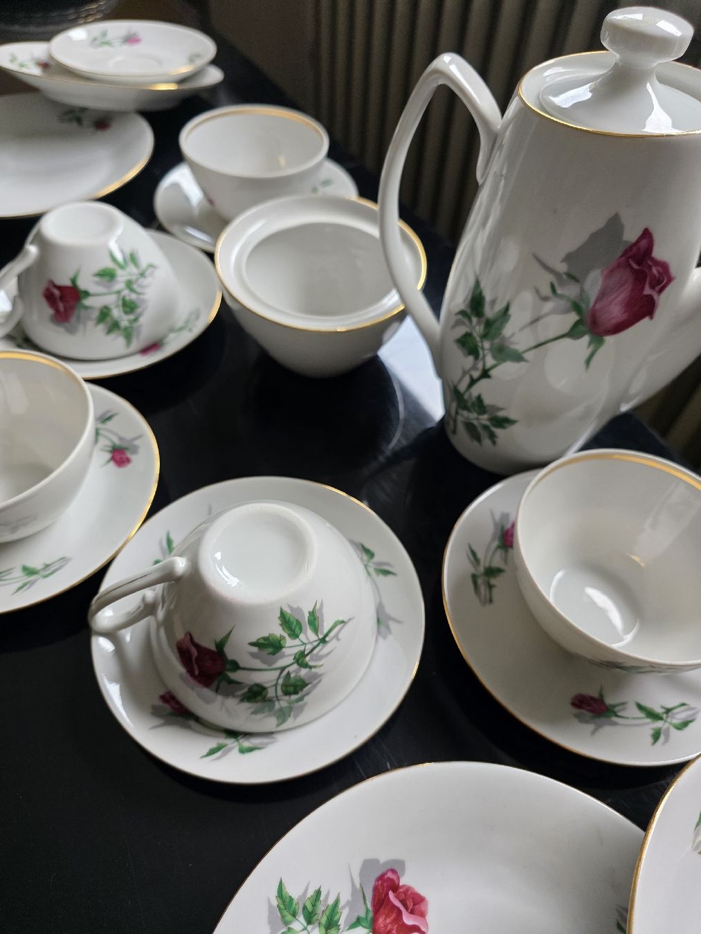 Set di piatti: Kaffee oder Tee set für 5 Personen – Usato da Basel venduto da soomer 1