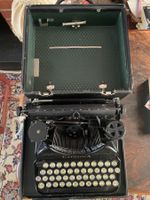 Schreibmaschine Corona Four mit Koffer Sammlerstück