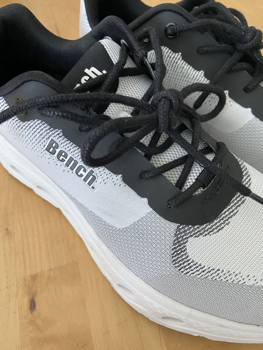 Bench Scarpe da donna: Bench Sneaker grau schwarz – Usato da Binningen venduto da Dodo21 4