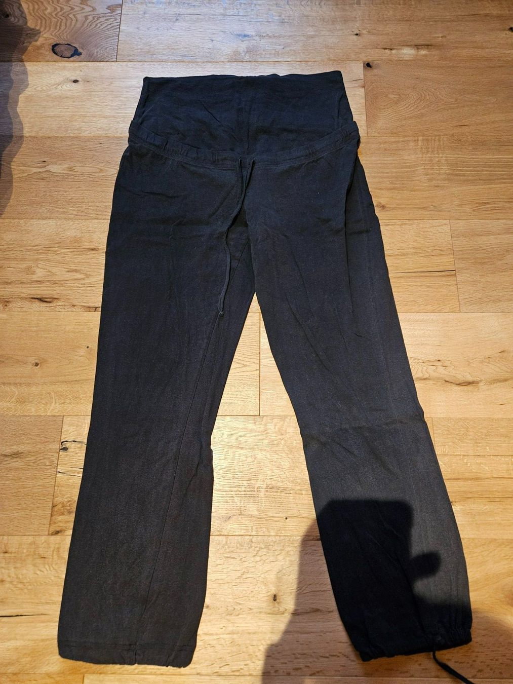 Hosen: Schwangerschaft Trainerhose – Gebraucht aus Koppigen von Lehmann30