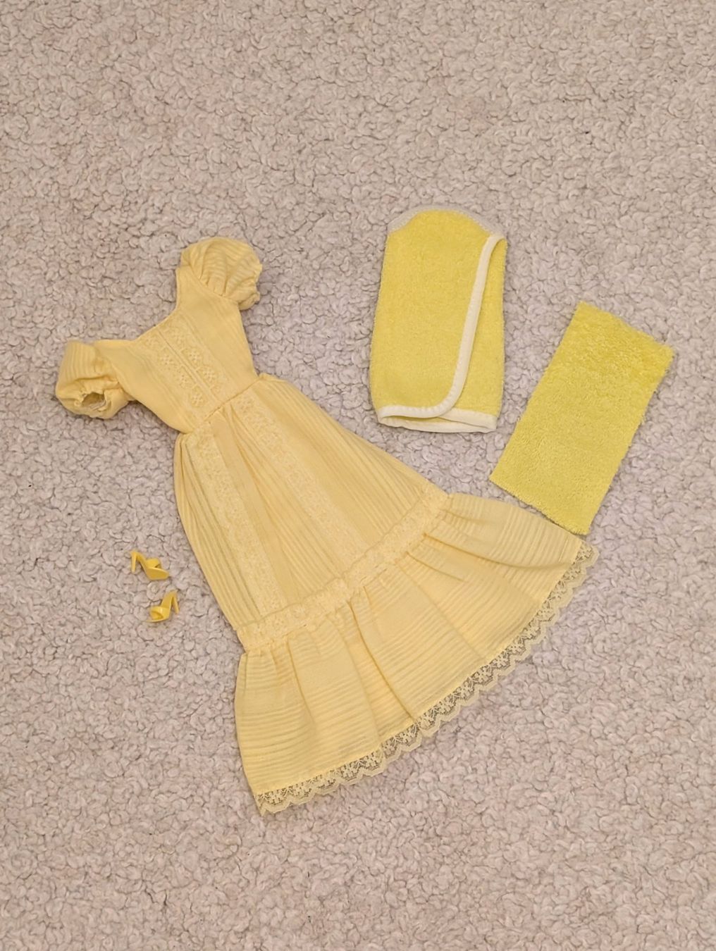 Bambole: Barbie Kleid 80er – Usato da Zürich venduto da Elena_N