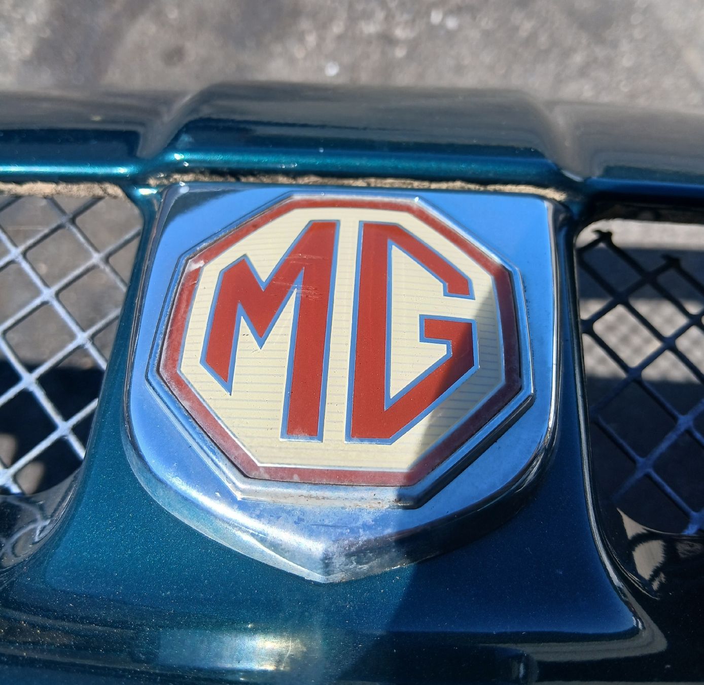 MG Alle Autoersatzteile: Pare-chocs avant MG MGF  – Gebraucht aus la heutte von Auto-stock 3