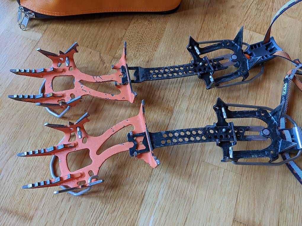 Petzl Altro in Alpinismo & Escursioni: Petzl Dartwin Steigeisen – Usato da Innertkirchen venduto da Flir 1