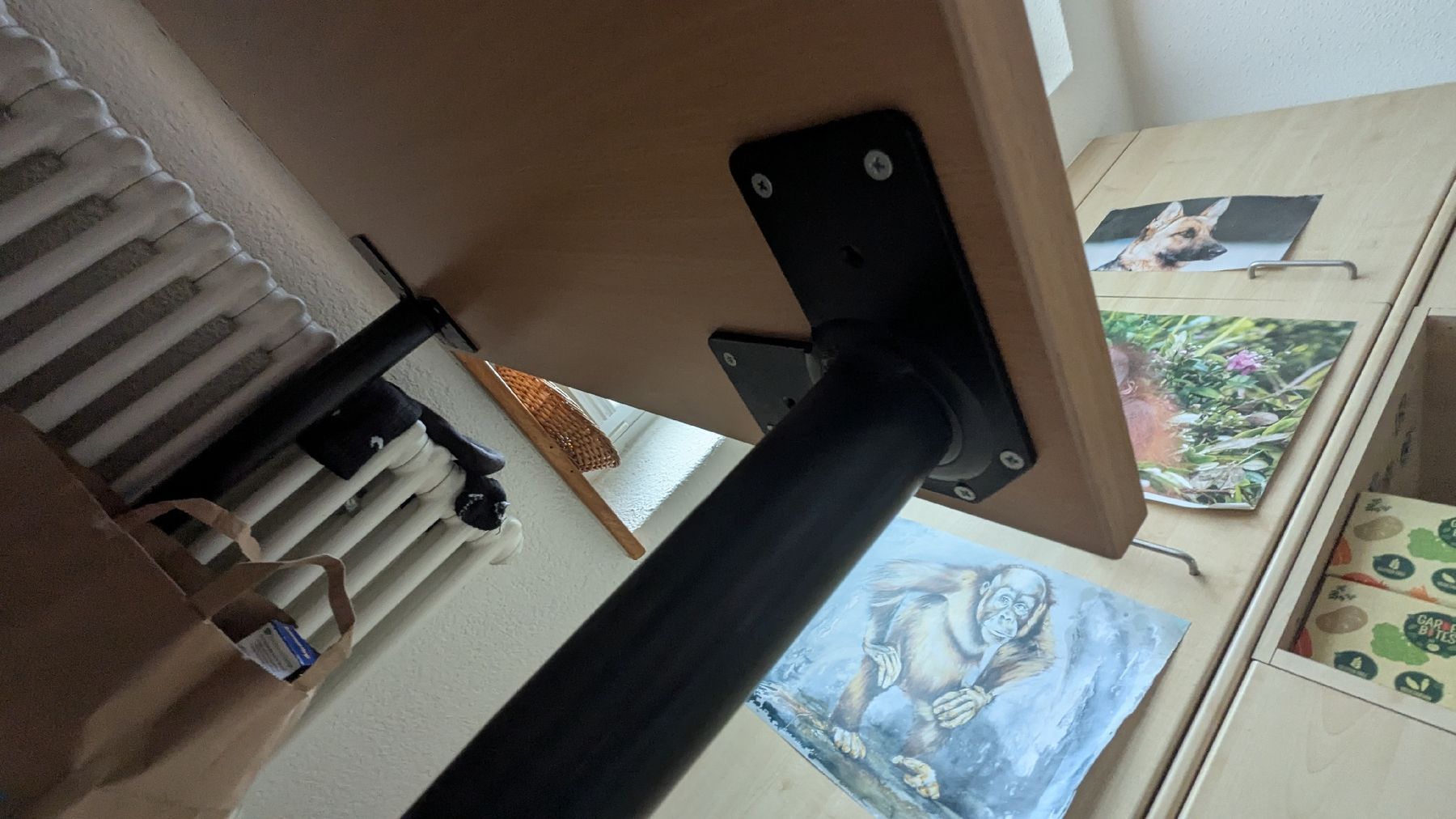 Pfister Tavoli: Pfister Tisch 80 x80 – Usato da Liebefeld venduto da se7ens 2
