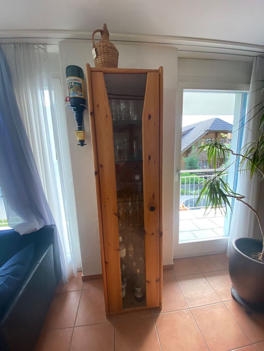 Armadi: Glaschrank-Massivholz – Usato da Willisau venduto da ben_7bkp 1