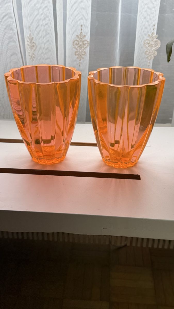 Vasi & Recipienti: Seltene Vase Orange Uranglas – Usato da Trasadingen venduto da Kaffee.mann