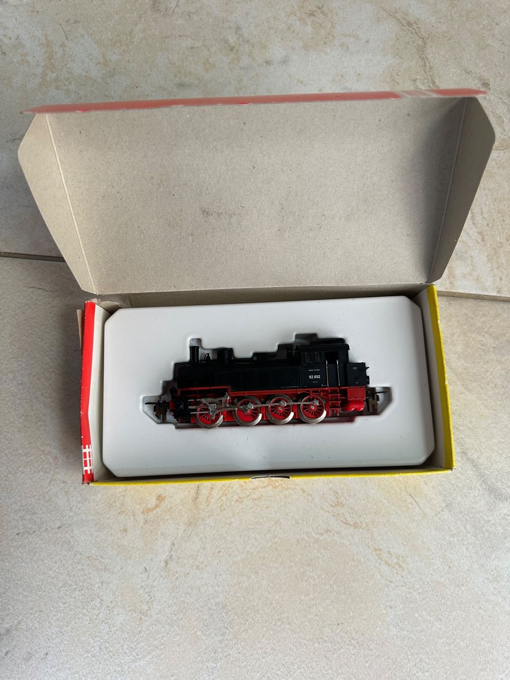 Trix Modellini di ferrovie: Trix Express H0 Modelleisenbahn Sammlung – Usato da Oberwil BL venduto da Elektrotec 5