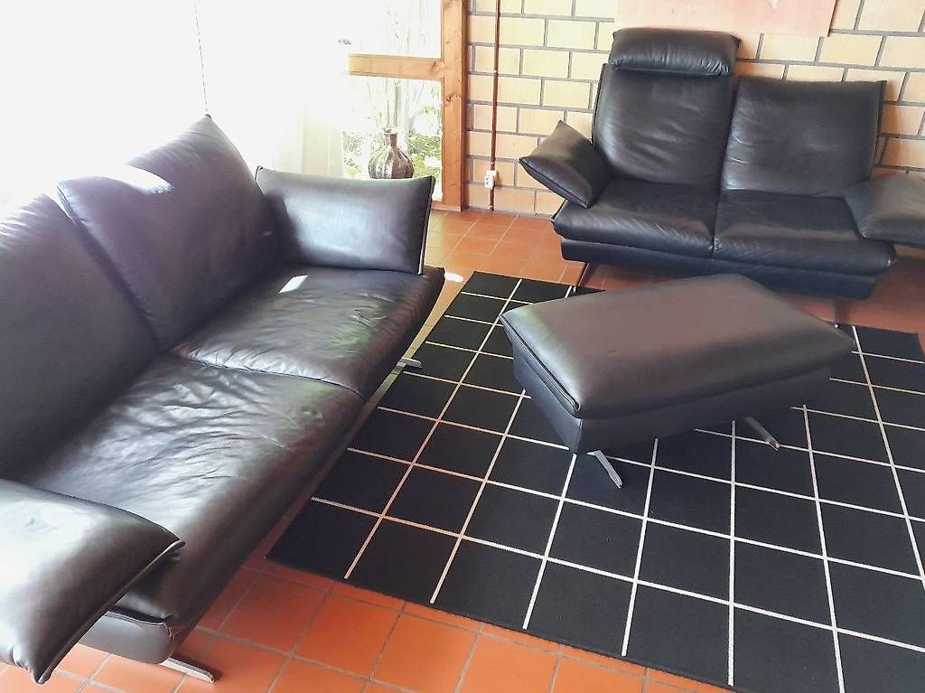 Divani: Leder Sofa inkl. Hocker – Usato da Lupfig venduto da soleluna86
