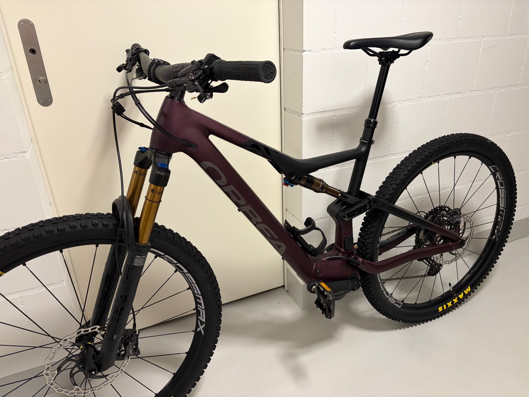 Orbea Biciclette: Orbea Rise H10 2023 Grösse L – Usato da Wichtrach venduto da Makena28