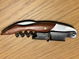 Hochwertiger Korkenzieher Bier- und Weinöffner aus Holz