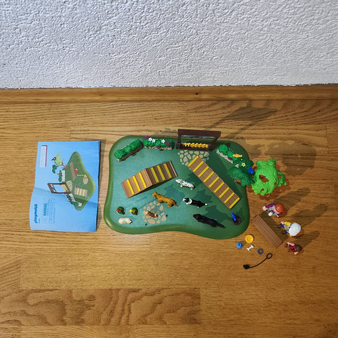 Playmobil Spielzeuge: Playmobil City Life Hundeschule – Gebraucht aus Riehen von WinniePuh4 4
