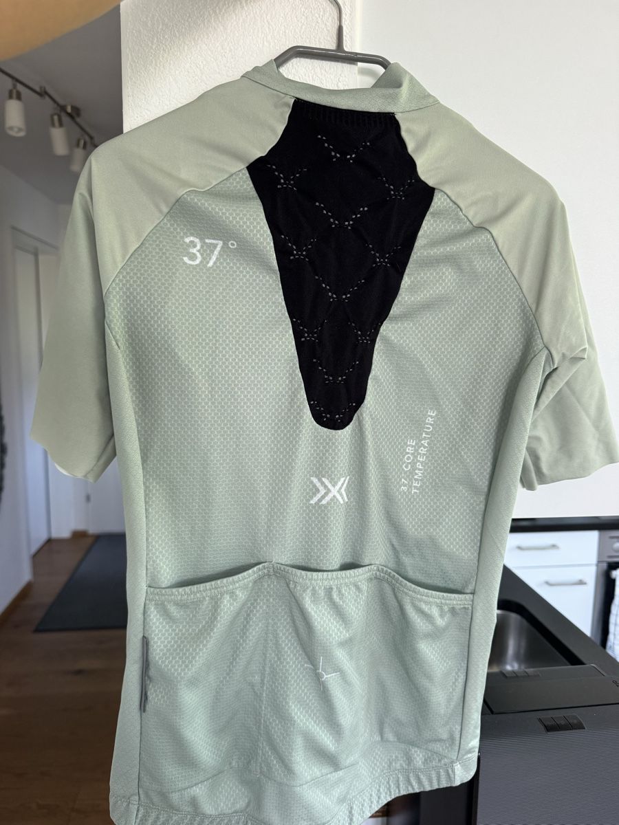 X-bionic Canottiere & Pantaloni: X Bionic Velotrikot Damen M – Usato da Meilen venduto da lis_bwg6 1