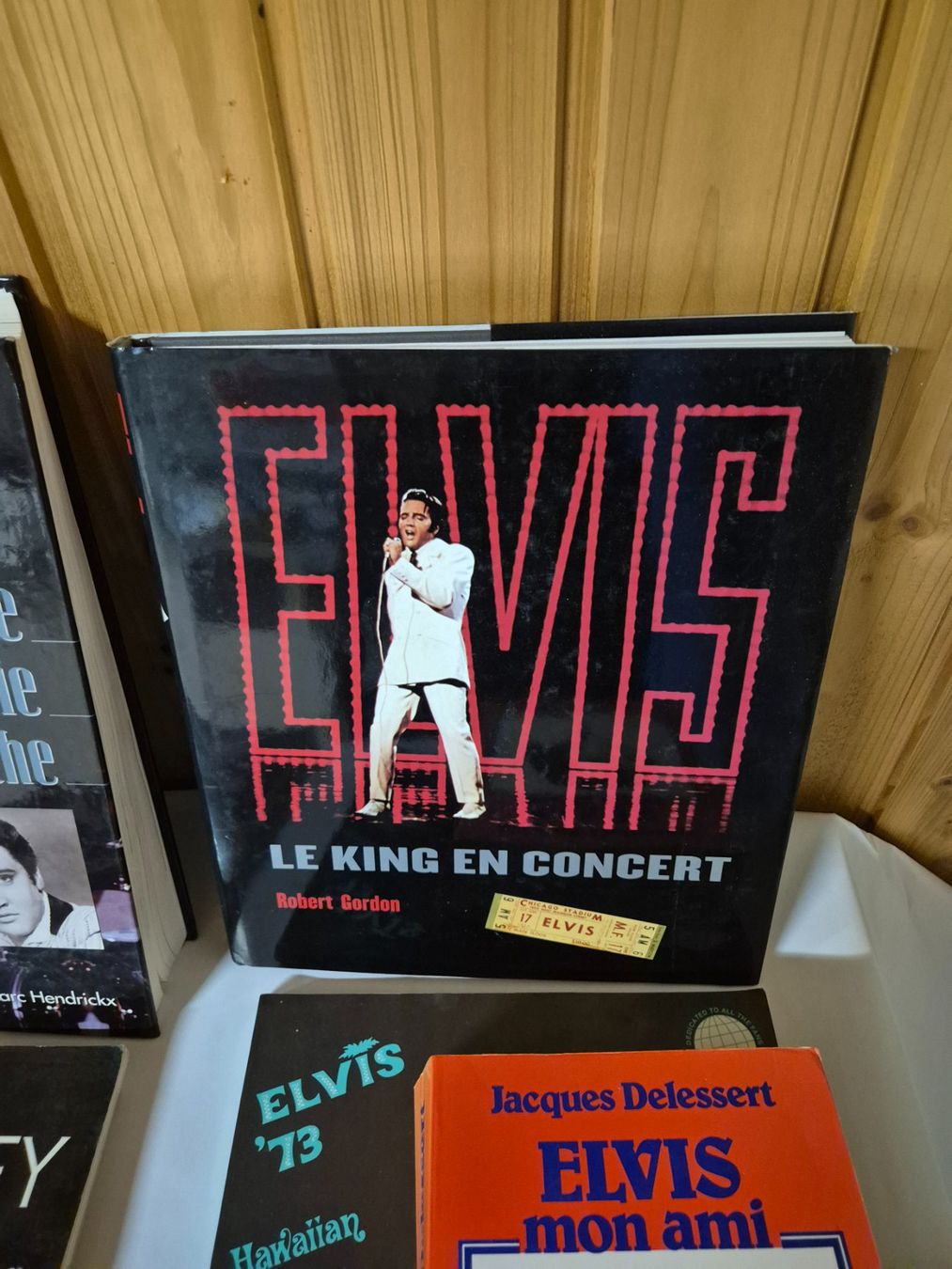 Libri: 5 Livres d'Elvis – Usato da Moutier venduto da cat365 2