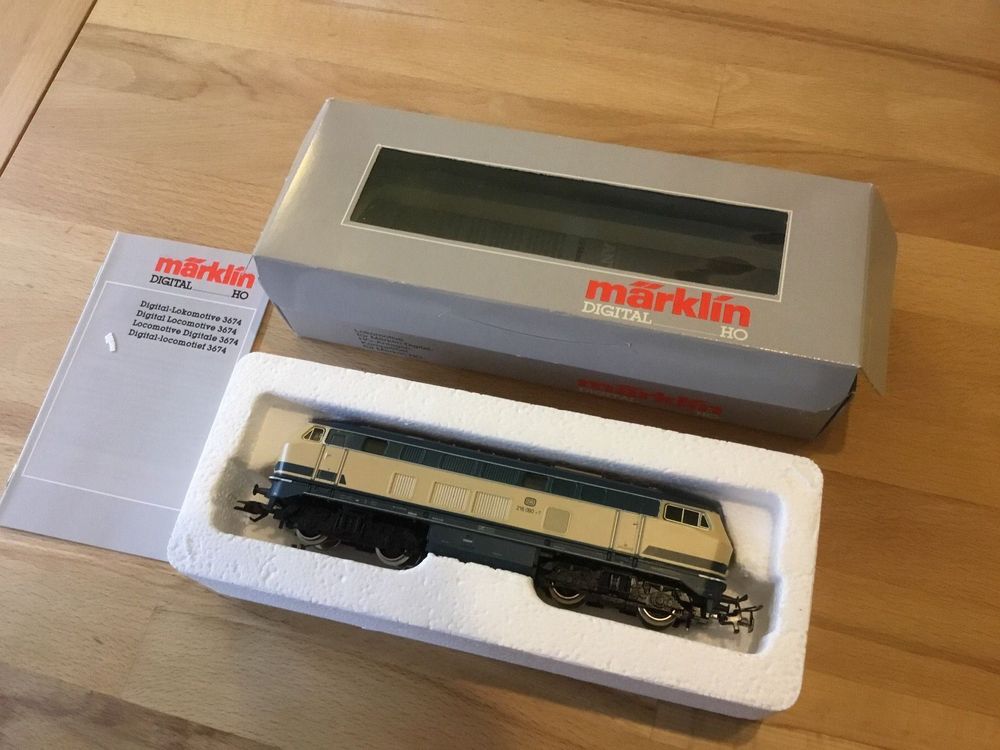 Loco Märklin DB Type 230 N°381807 Réf 3098 – Noir – Très Bon état