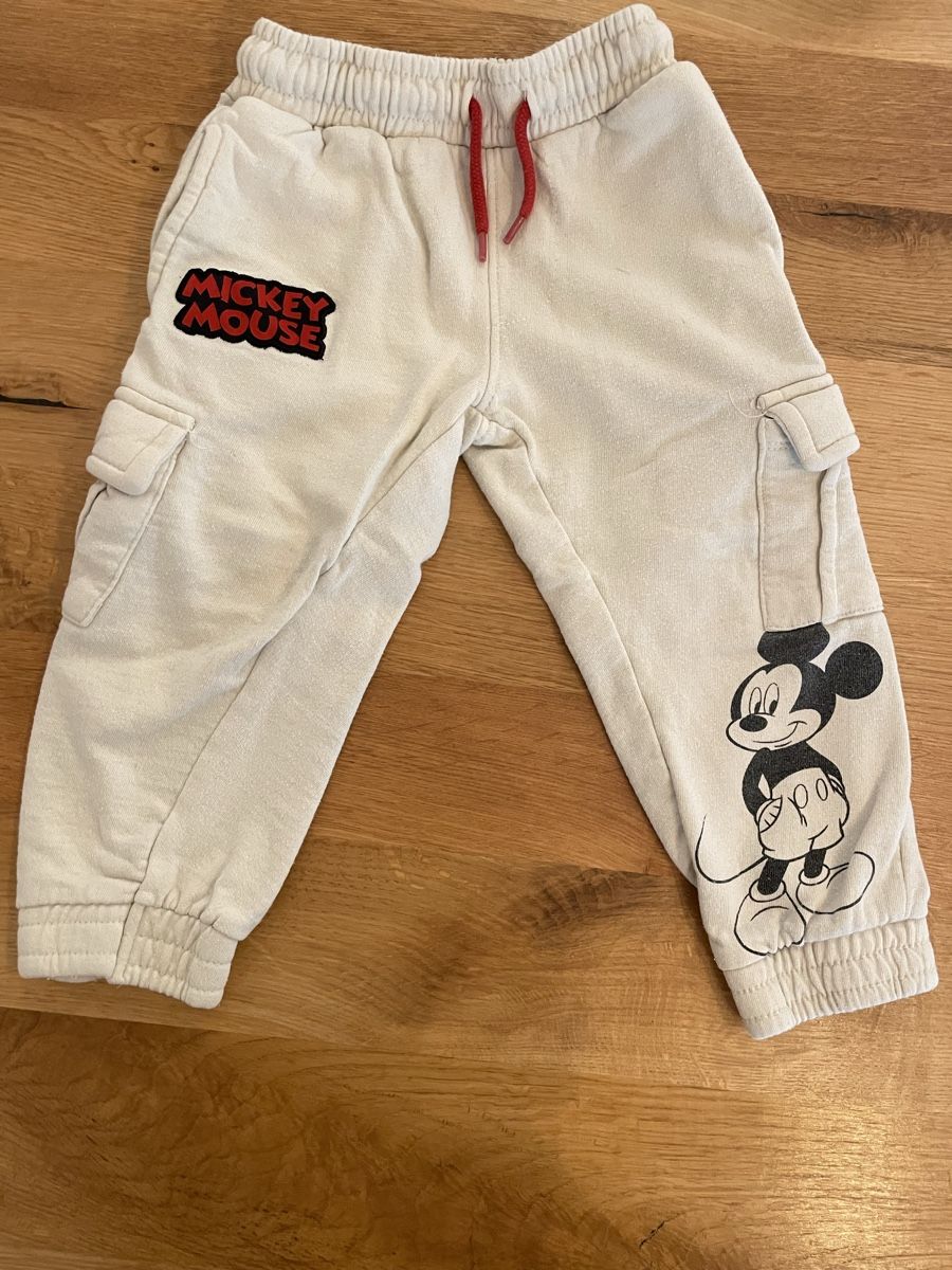 Anzüge: Micky Maus Set, Pullover und Jogginghose, Grösse 98 – Neu (gemäss Beschreibung) aus Ried b. Kerzers von yas_p7th 3