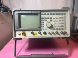 HP 8920A Radio Communications Test Set ink. Spektrum A + Opt