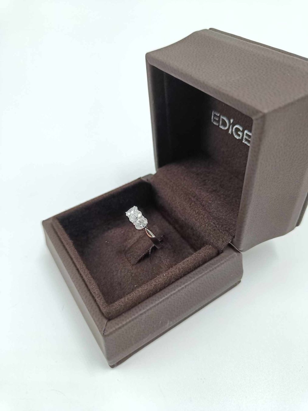 Ringe: DIAMANTRING IN 750 WEISSGOLD – Gebraucht aus Luzern von EdiGem 2