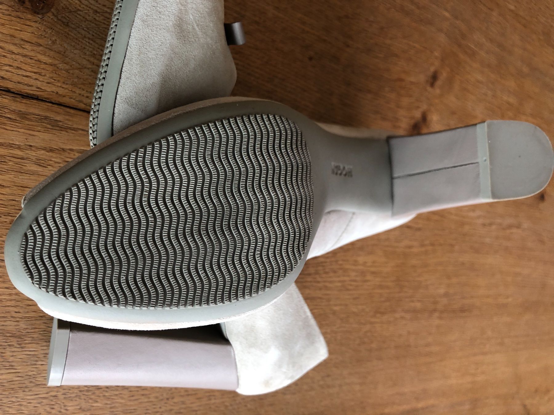 Hogan Scarpe da donna: Hogan Pumps High heels tip toe – Nuovo (secondo la descrizione) da magden venduto da maikik 5