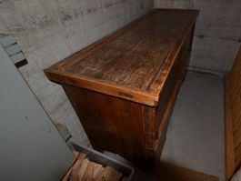 Truhe von 1626 (Deckel nicht original), 184x63x94 cm