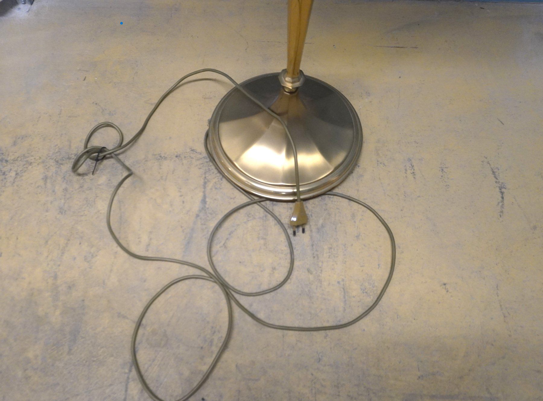 Lampade: Lampe mit Lampenschirm (S251) – Usato da Basel venduto da B.W.B. 6