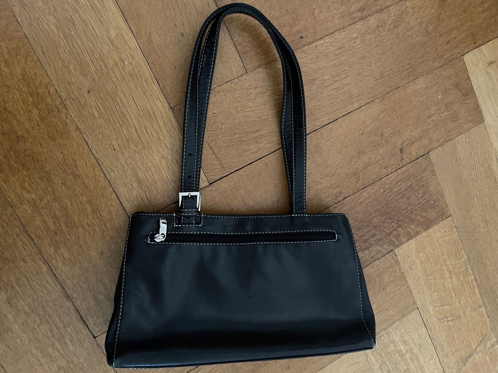 Borse: Navyboot Handtasche Echtleder – Usato da Basel venduto da lalelila 1