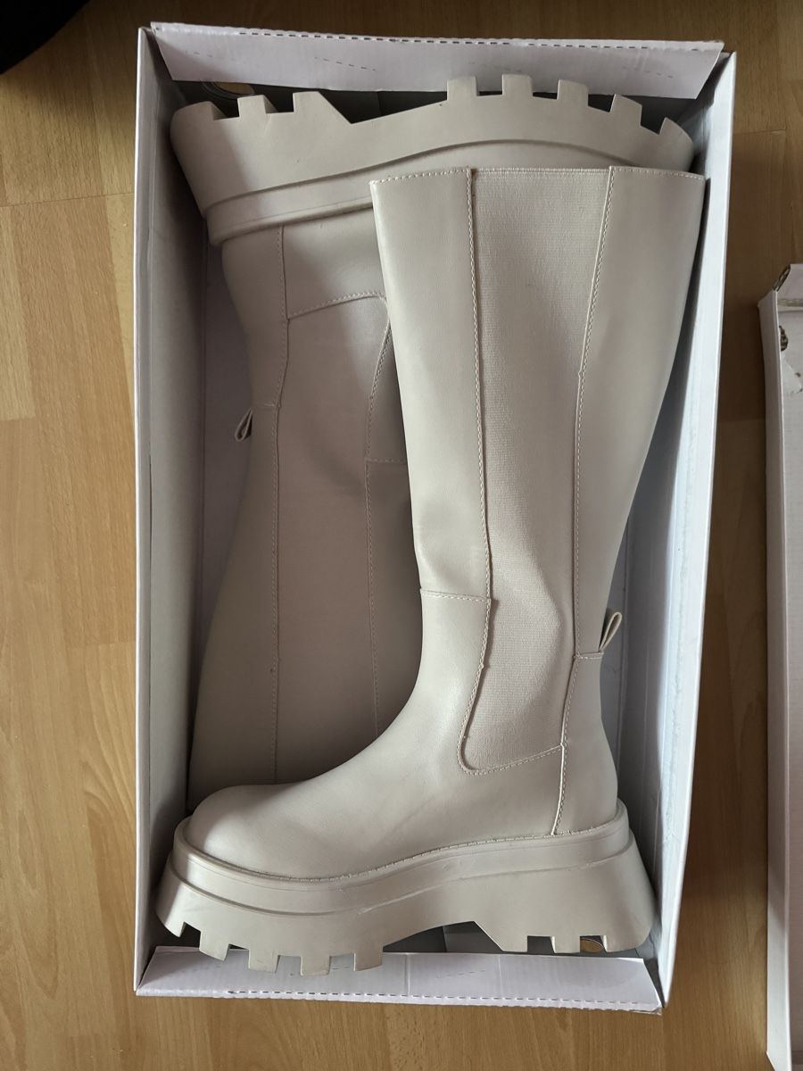 Scarpe da donna: Pull&Bear Stiefel Gr. 38 NEU – Nuovo e nell'imballaggio originale da Dübendorf venduto da RPU97 4