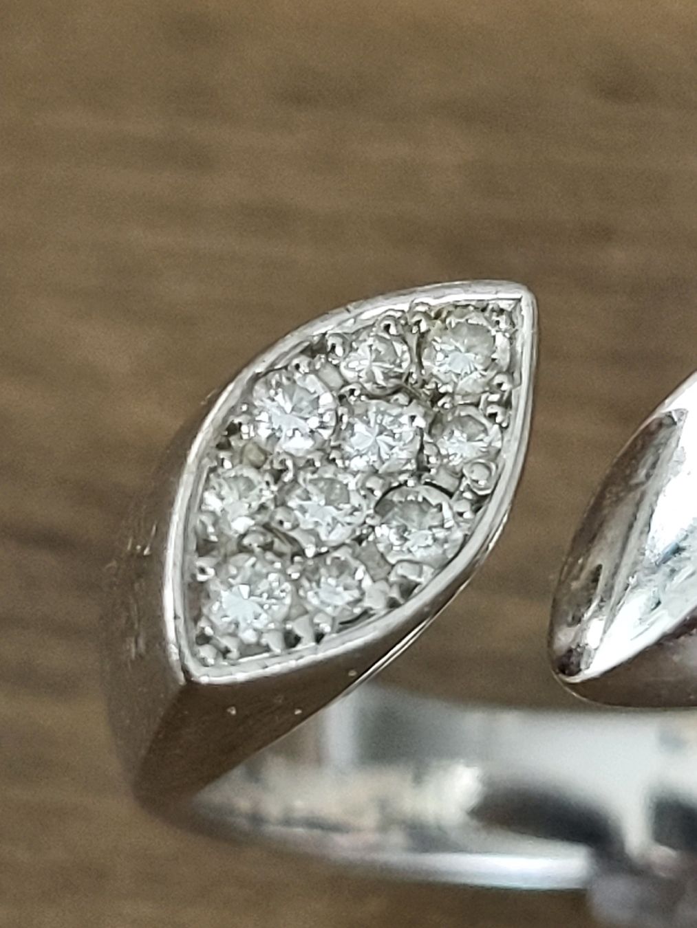 Anelli: Wunderschöner weissgold Ring mit 10 Brillanten  – Nuovo (secondo la descrizione) da Unterägeri venduto da Altgoldschmuck 1