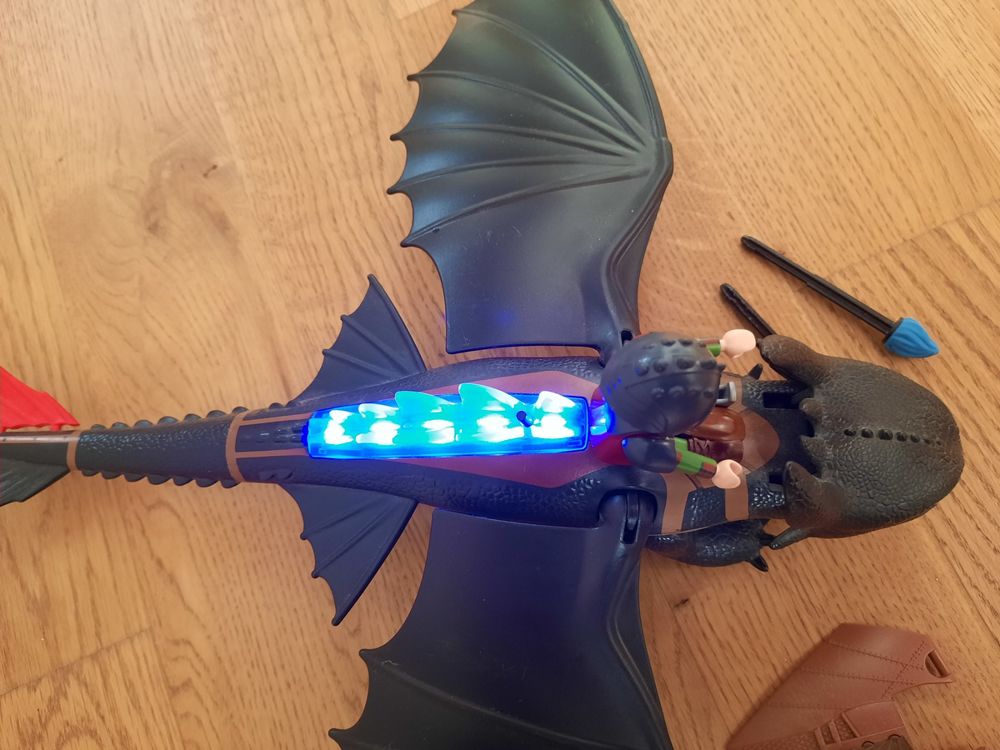 Playmobil Dragons 70037 Ohnezahn Und Hicks Mit Babydrache, € 80,- (8062 Kumberg