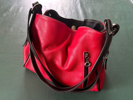 Rote Handtasche aus Leder, neuwertig, Top Zustand!