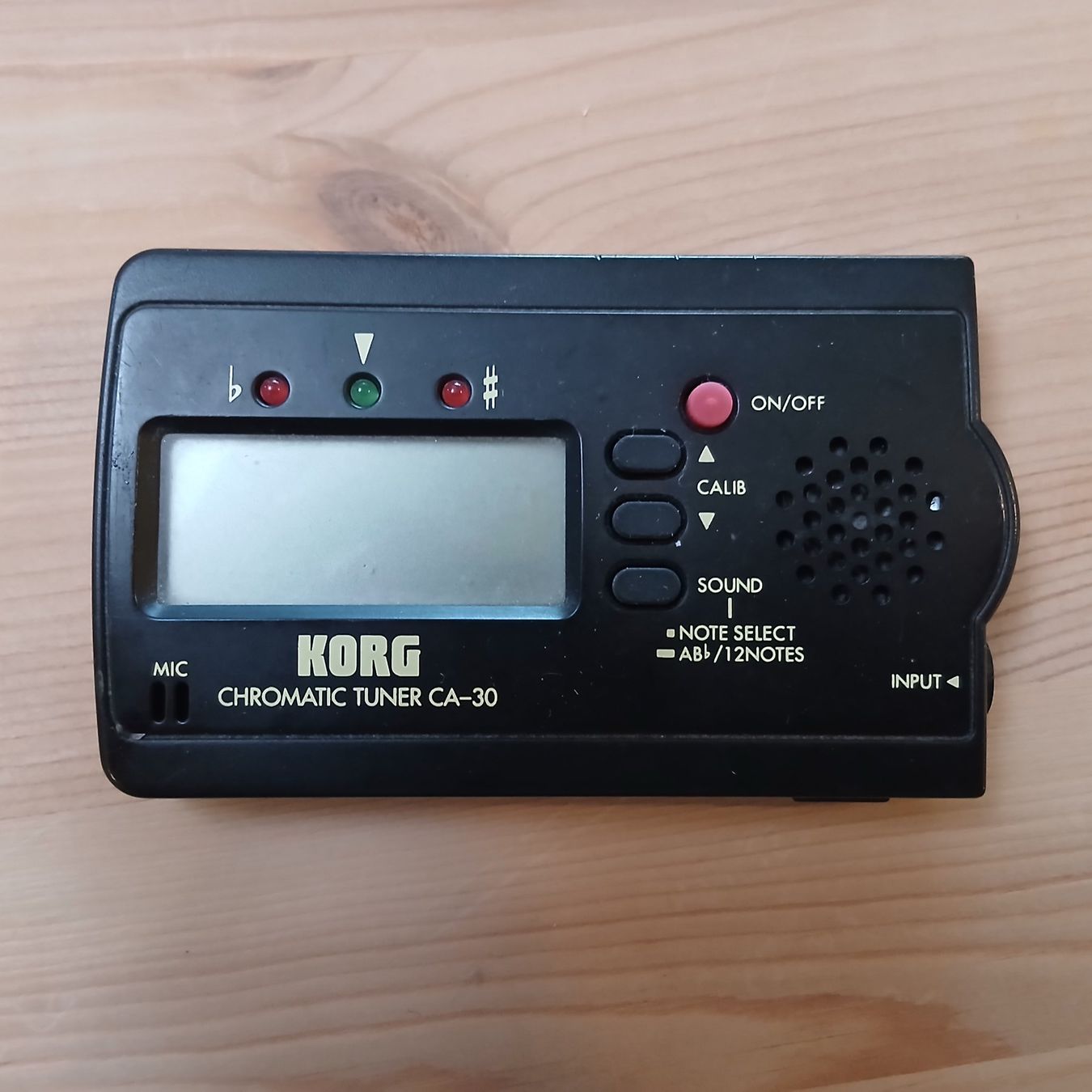 Korg Misurare: Gitarrenstimmgerät Korg – Usato da Stettlen venduto da FelizW