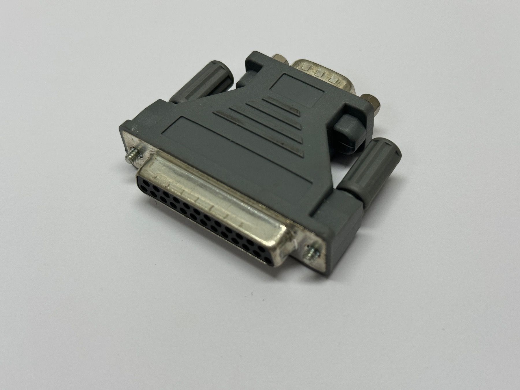 Laufwerke & Adapter: D-Sub Adapter / Stecker RS 232 – Neu (gemäss Beschreibung) aus Humlikon von GX30