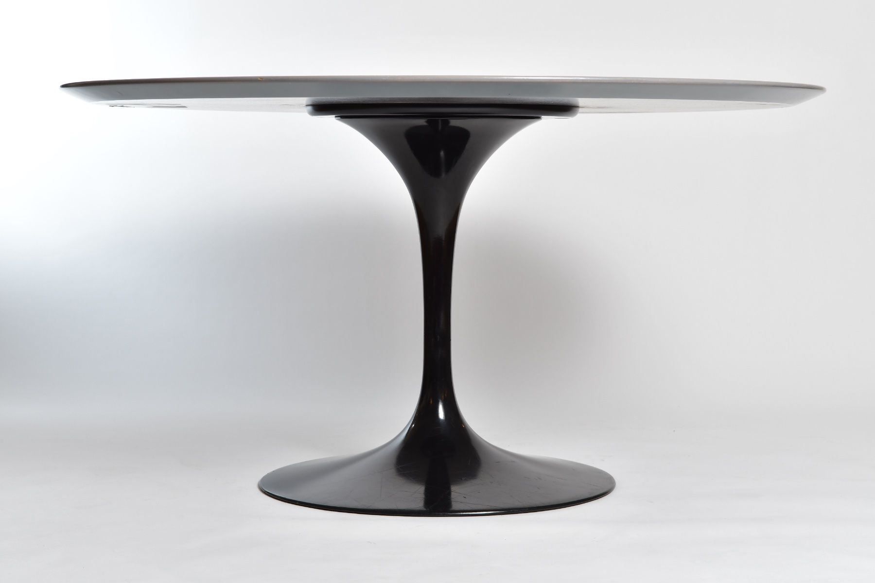 Knoll Tische: Eero Saarinen Tulpentisch 137cm – Gebraucht aus Zürich von IndividumCH 3