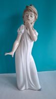 Nao Lladro Figur "Mädchen Tagträumerei", Porzellan, Top!