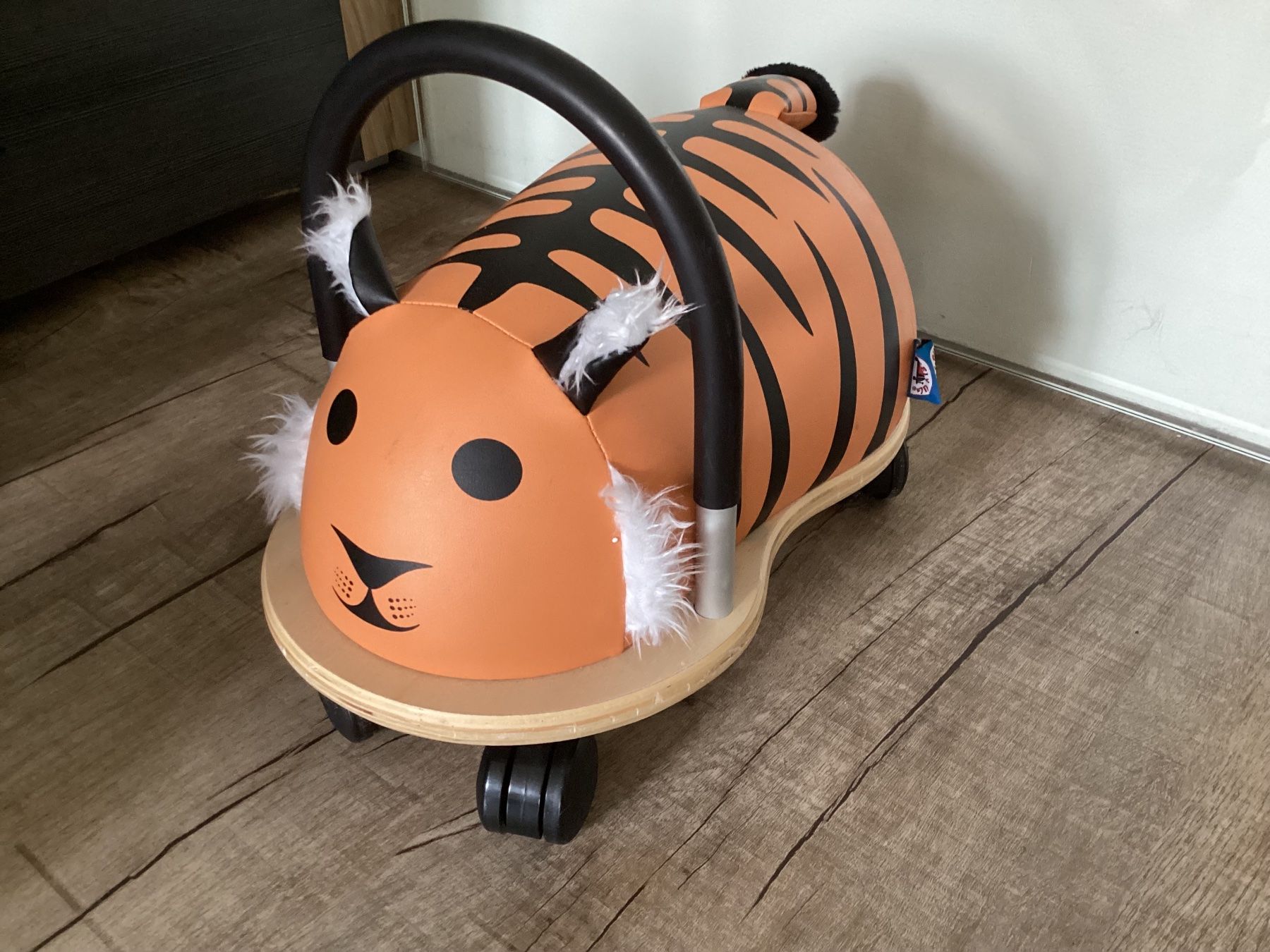 Fahrzeuge für Kinder: original wheely bug tiger guter Zustand – Gebraucht aus Glarus von Folienjoe24