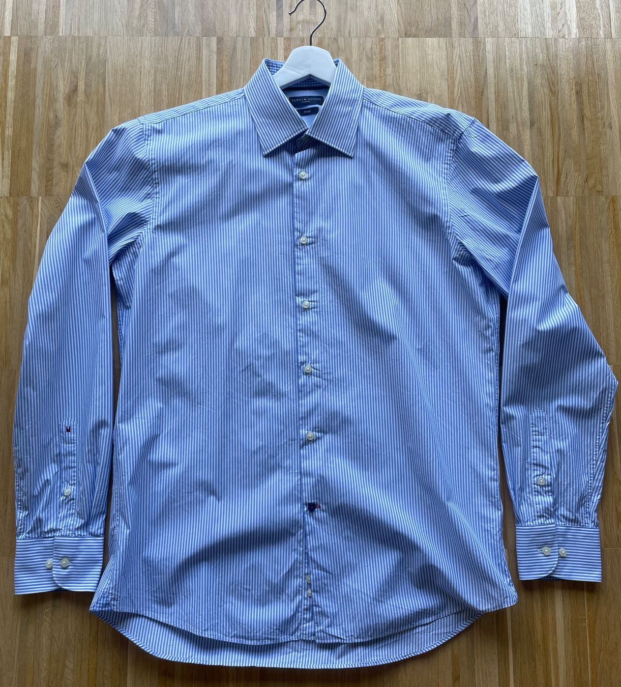 Tommy Hilfiger Camicie: Tommy Hilfiger Hemd Gr. 41/L Neuwertig – Nuovo (secondo la descrizione) da Zürich venduto da idemehore