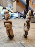 Zwei afrikanische Figuren geschnitzt (T1)