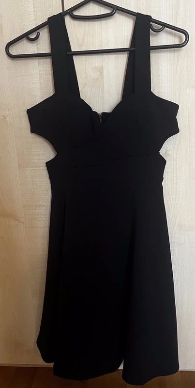 Kleider: Robe courte noire – Neu (gemäss Beschreibung) aus Bernex von claraaaa4 2
