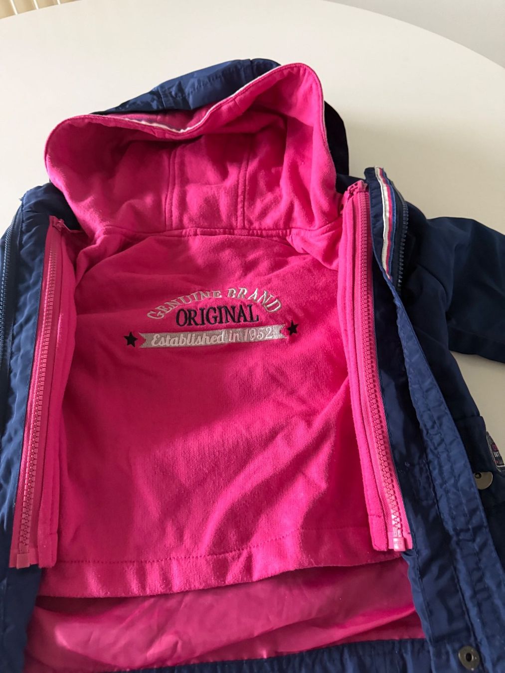 C&A Giacche & Cappotti: Uebergangsjacke Gr. 98 mit Kapuze (2xJacke in 1) – Usato da Dällikon venduto da dahi1 4