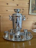 traditioneller russischer Samowar (Teekocher)