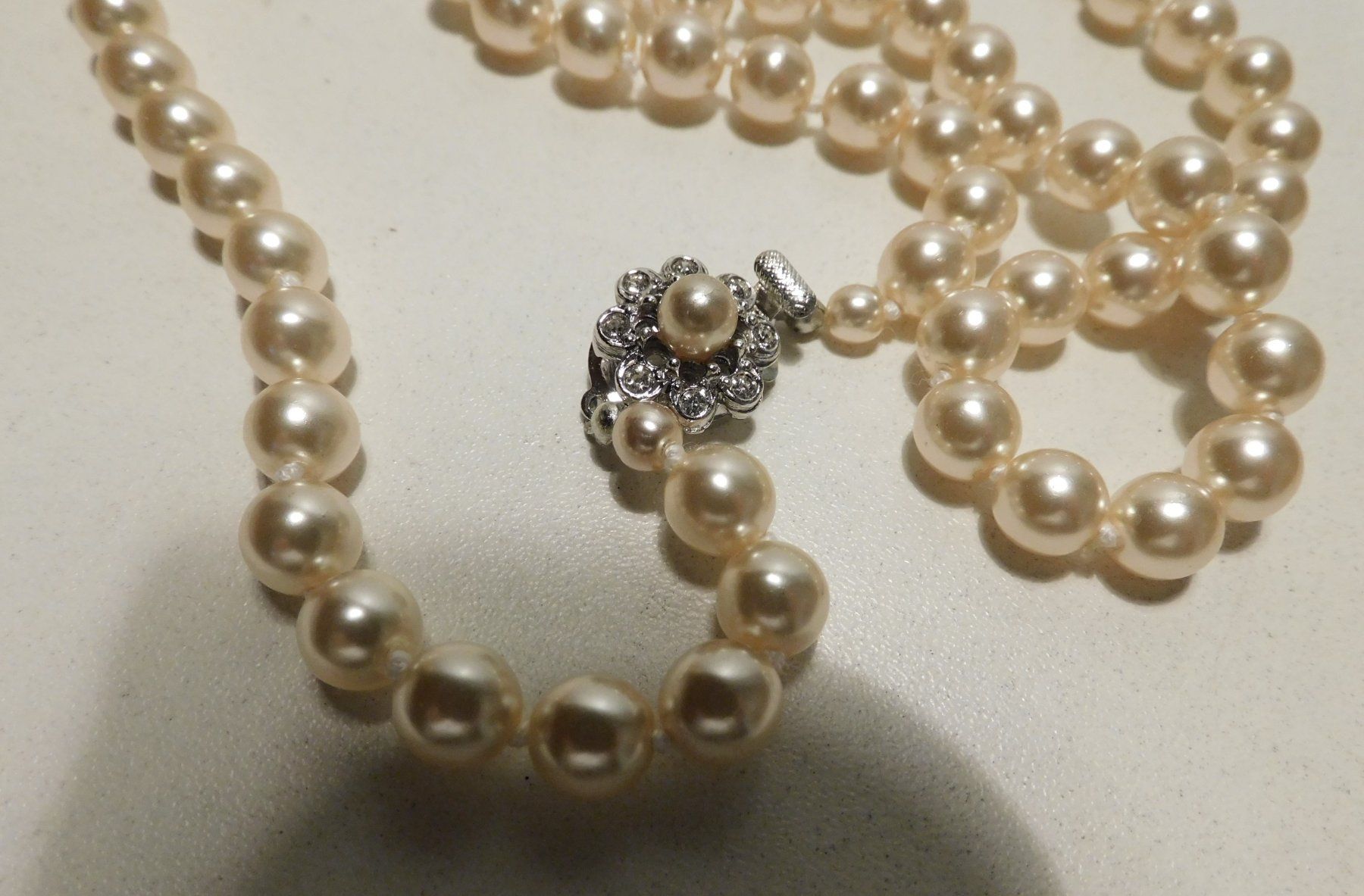 Catenine: Perlenkette Halskette Schmuck – Usato da Sursee venduto da 76 2